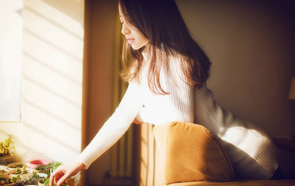 没有一样东西是掌握在自己手中的，那么就让它们随风而去吧。——三毛《万水千山走遍》